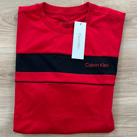 NWT Calvin Klein Mens Tee - Picture 1 of 6